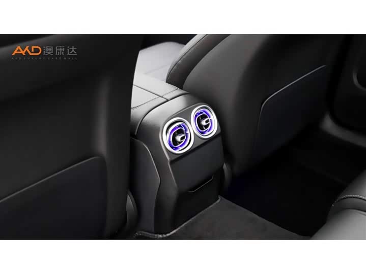 Фото 9 - Mercedes-Benz C-Class Hybrid