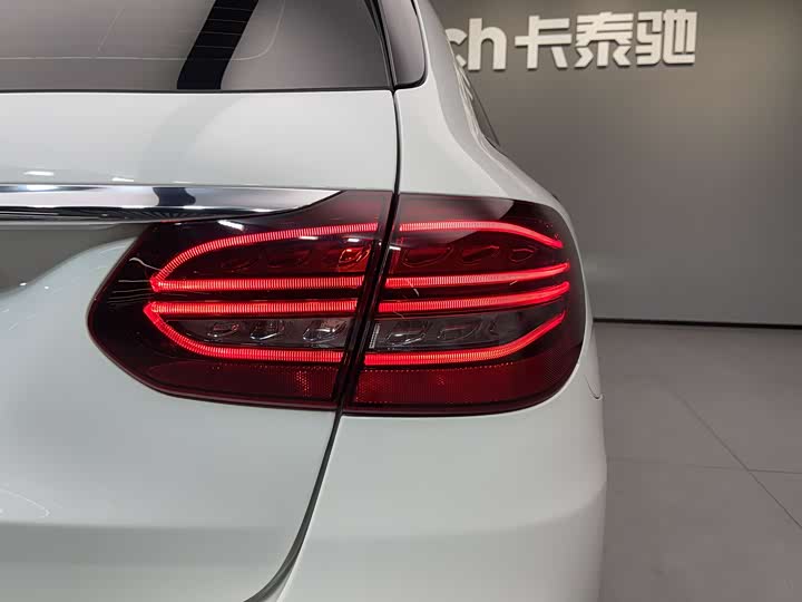 Фото 9 - Mercedes-Benz C-Class