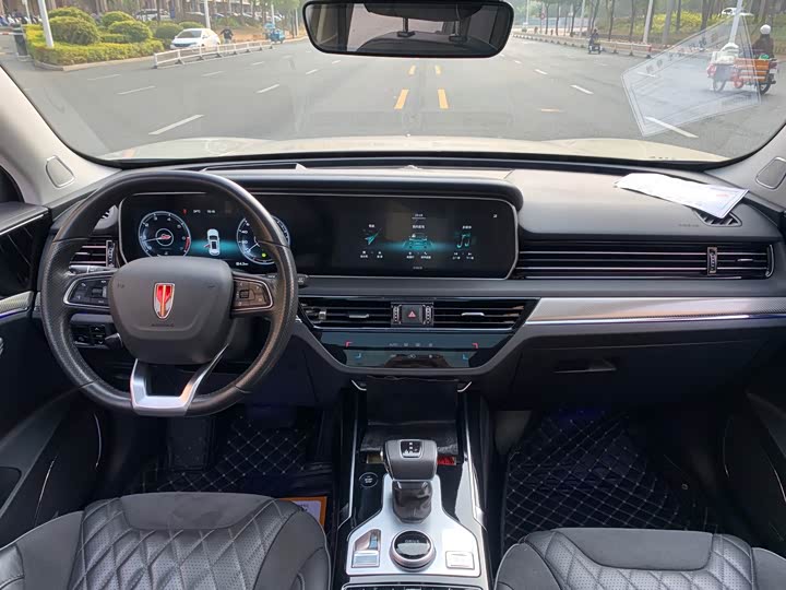 Фото 6 - Hongqi HS5