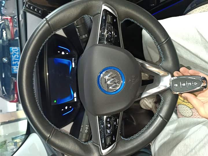 Фото 9 - Buick Velite 6