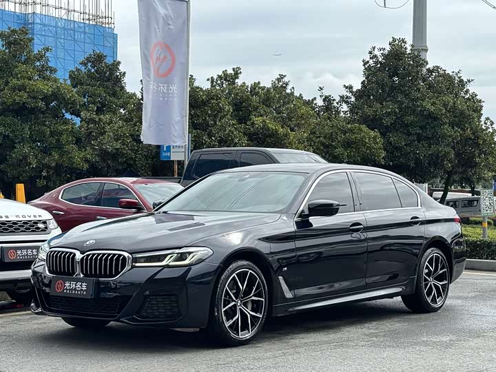 Фото 1 - BMW 5 Series