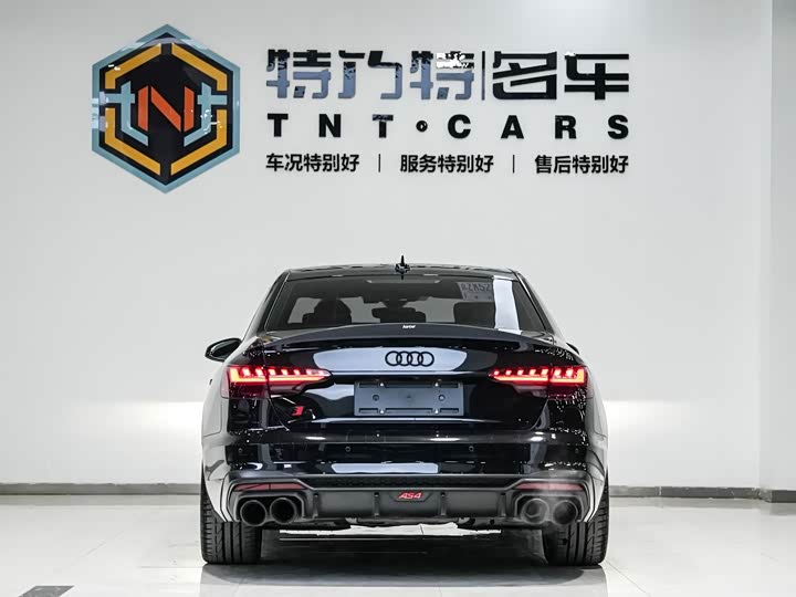 Фото 5 - Audi S4