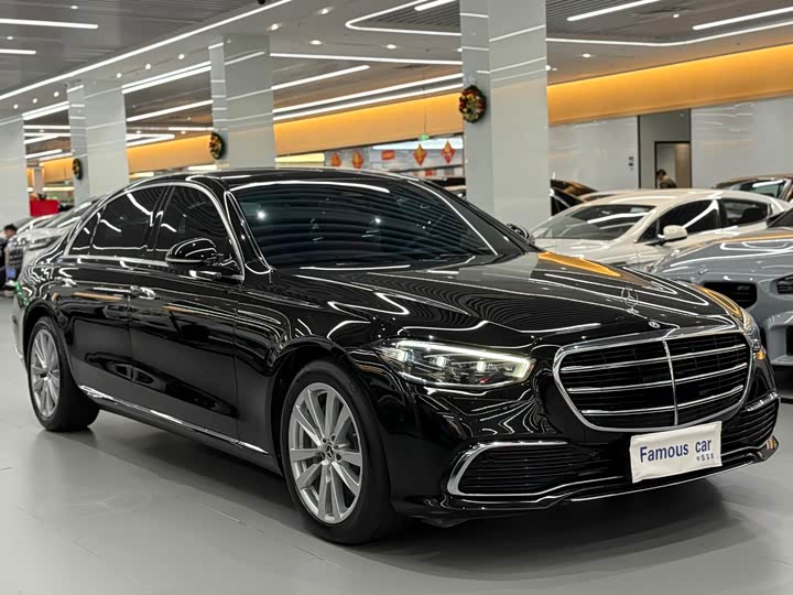 Фото 3 - Mercedes-Benz S-Class