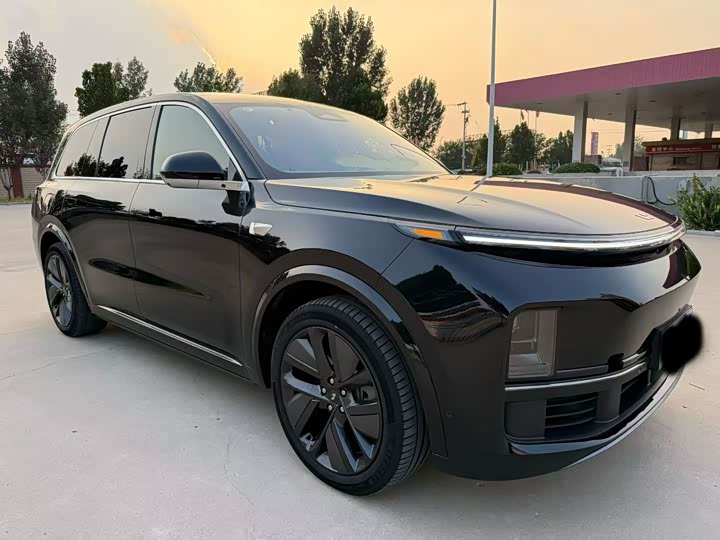 Фото 1 - LiXiang L9