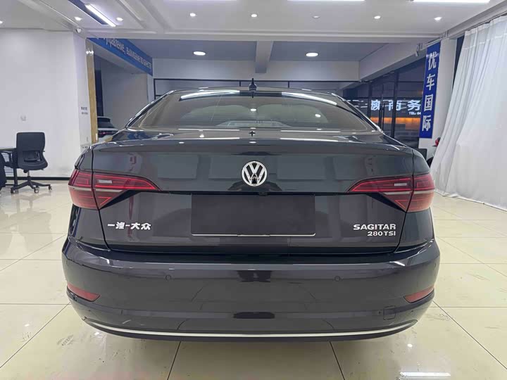 Фото 5 - Volkswagen Sagitar L