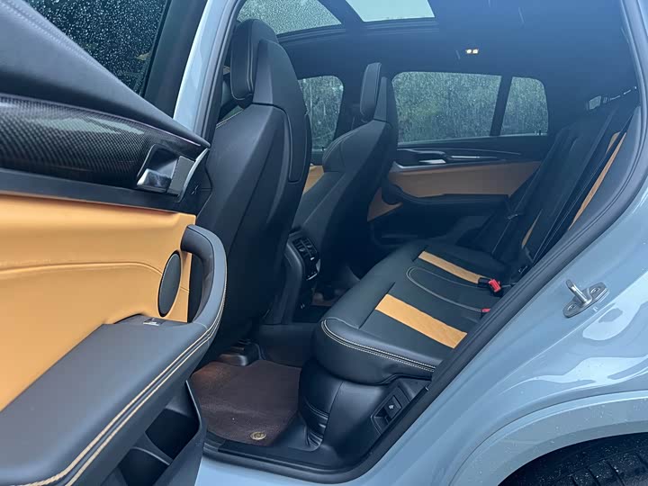 Фото 8 - BMW X4 M