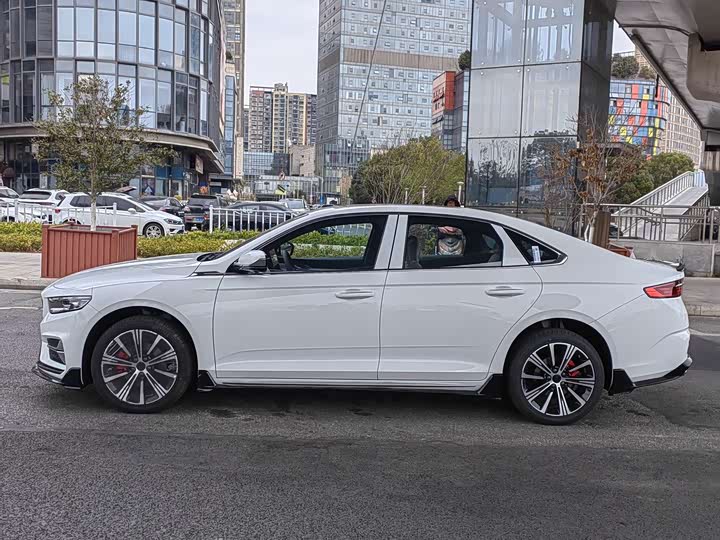 Photo 2 - Geely Preface