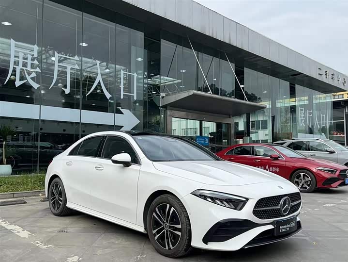 Фото 3 - Mercedes-Benz A-Class