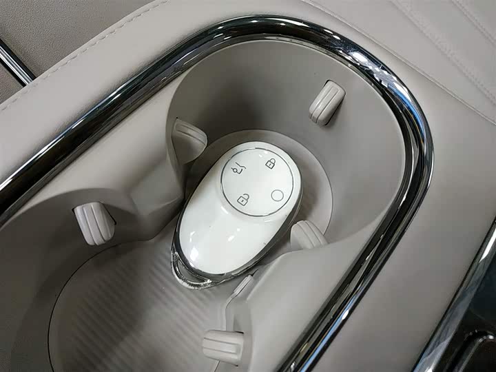 Фото 9 - GAC Aion RT