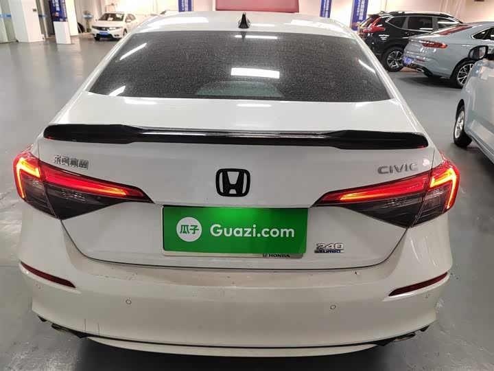 Фото 6 - Honda Civic