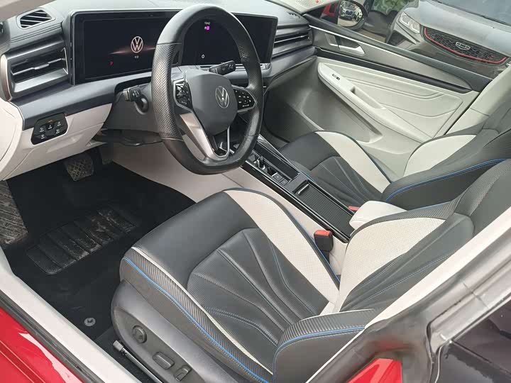 Фото 4 - Volkswagen Lamando L