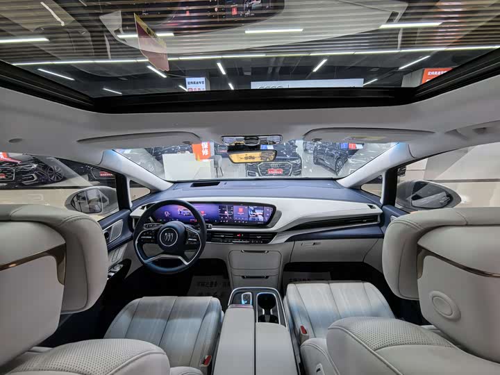 Фото 7 - Buick GL8 Century