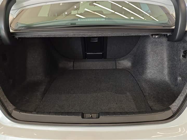 Фото 4 - Honda Accord