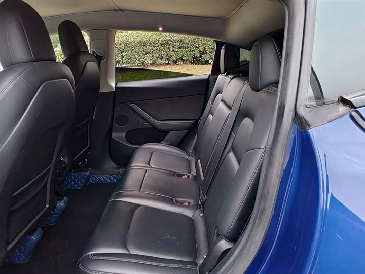 Фото 8 - Tesla Model Y