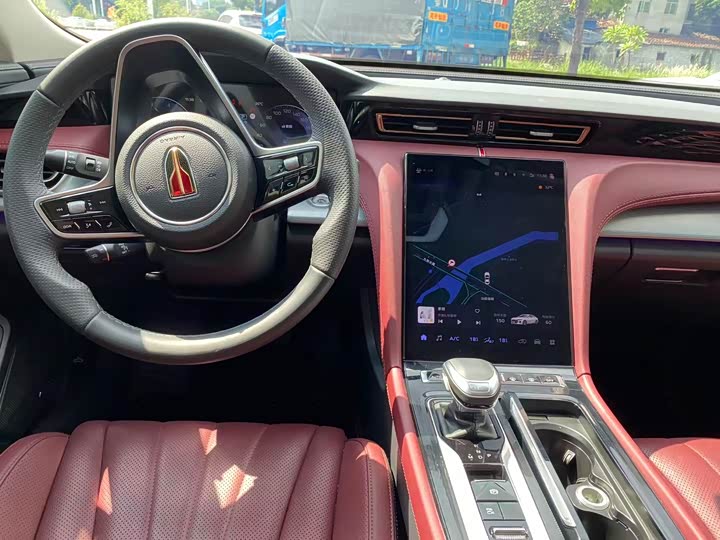 Фото 6 - Hongqi H5