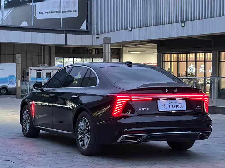 Фото 4 - Hongqi H5