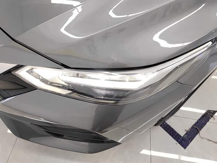 Фото 5 - Nissan Sylphy