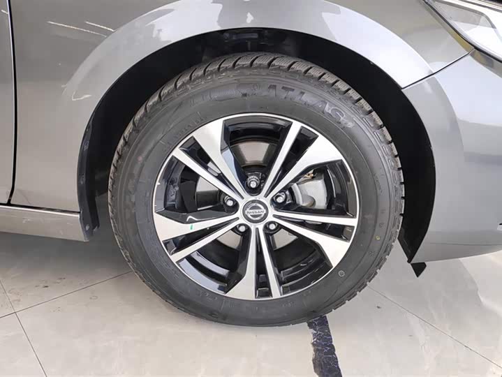 Фото 6 - Nissan Sylphy