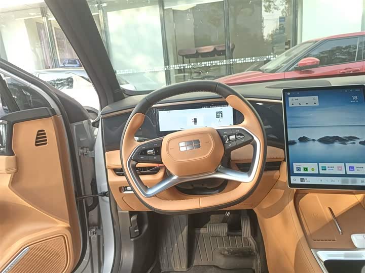 Фото 3 - Geely Galaxy L7