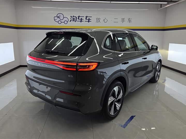 Фото 3 - Geely Galaxy E5