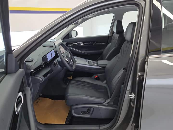 Фото 9 - Geely Galaxy E5