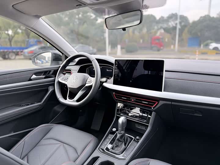 Фото 6 - Volkswagen Lavida