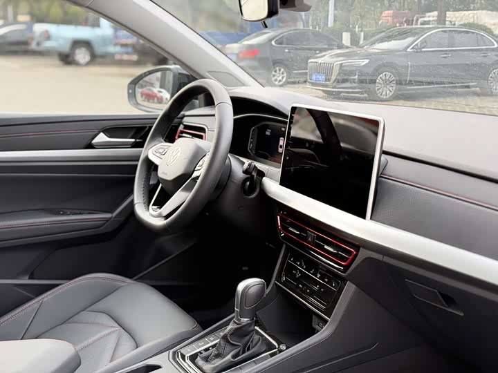 Фото 9 - Volkswagen Lavida