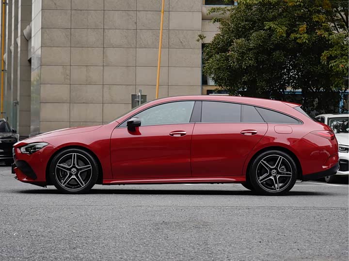 Фото 4 - Mercedes-Benz CLA-Class