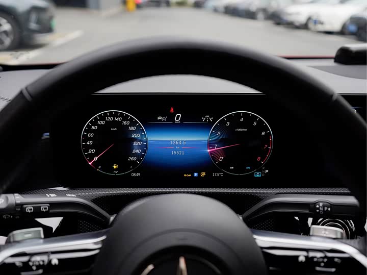 Фото 9 - Mercedes-Benz CLA-Class