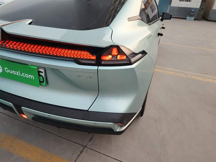 Фото 8 - Changan Deepal SL03