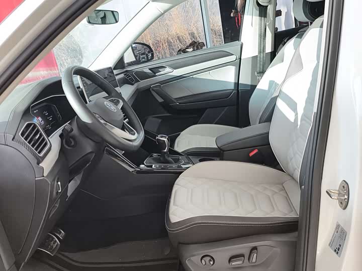 Фото 7 - Volkswagen Tayron