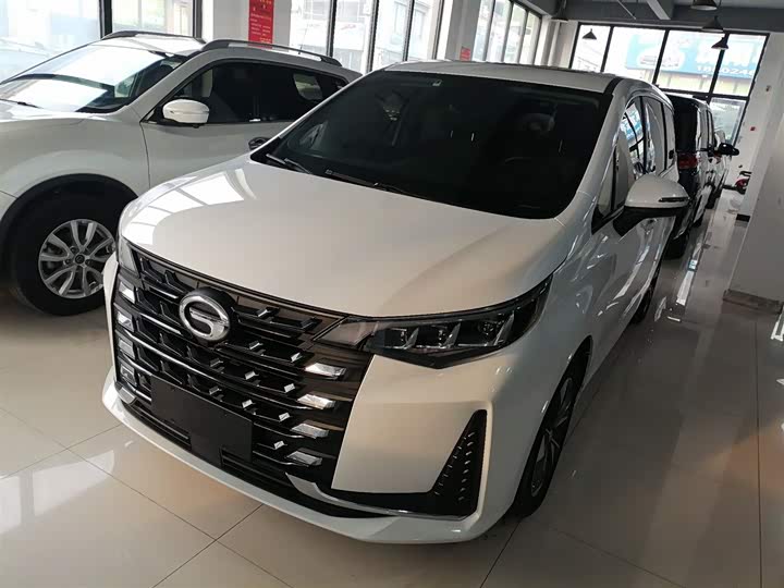 Фото 1 - GAC Trumpchi M6