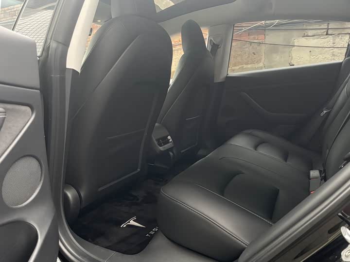 Фото 5 - Tesla Model 3