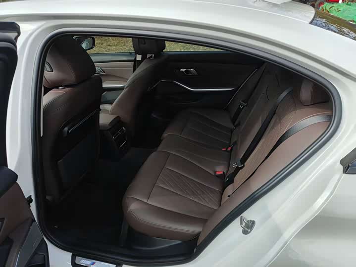 Фото 9 - BMW 3 Series