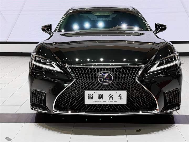 Фото 6 - Lexus LS