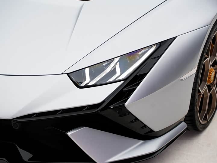 Фото 5 - Lamborghini Huracán