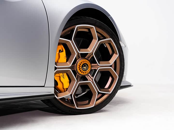 Фото 9 - Lamborghini Huracán