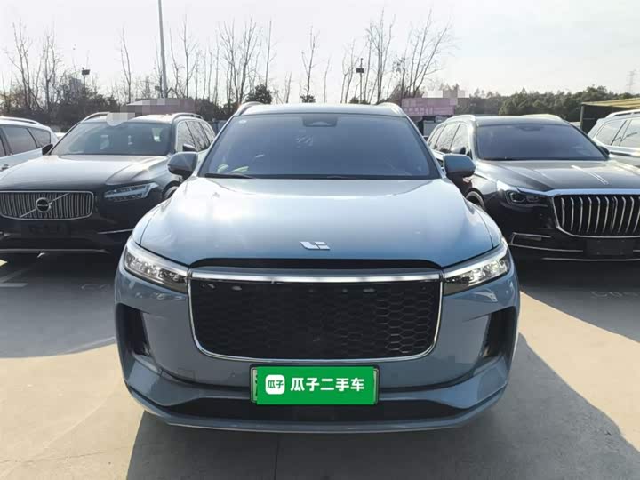 Фото 3 - LiXiang One