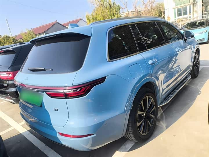 Фото 7 - LiXiang One