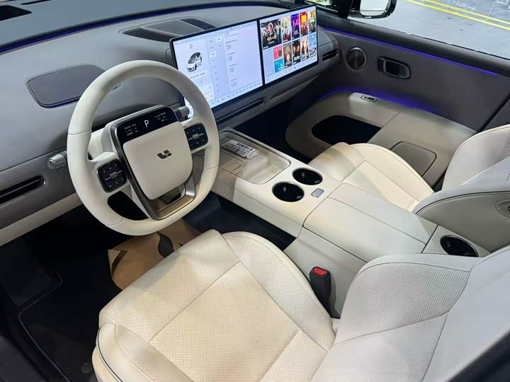 Фото 5 - LiXiang i8