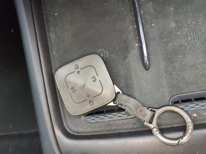 Фото 9 - Zeekr 007