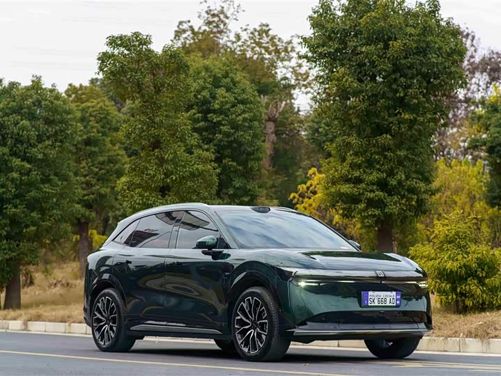 Фото 3 - Zeekr 7X