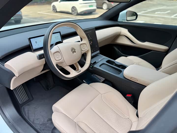 Фото 4 - Nio ET5T