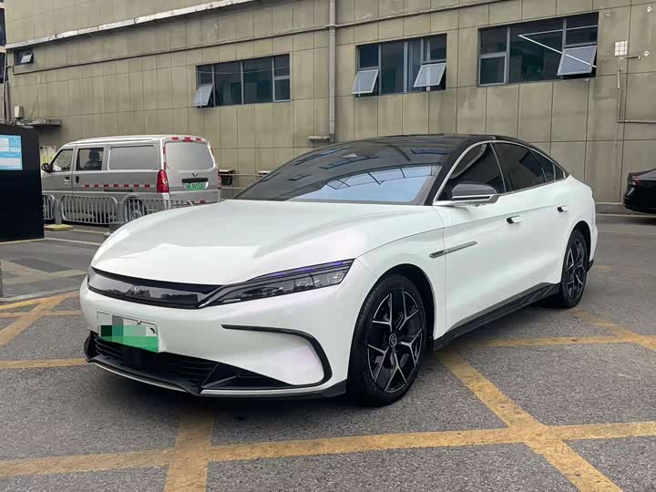 Фото 1 - BYD Han