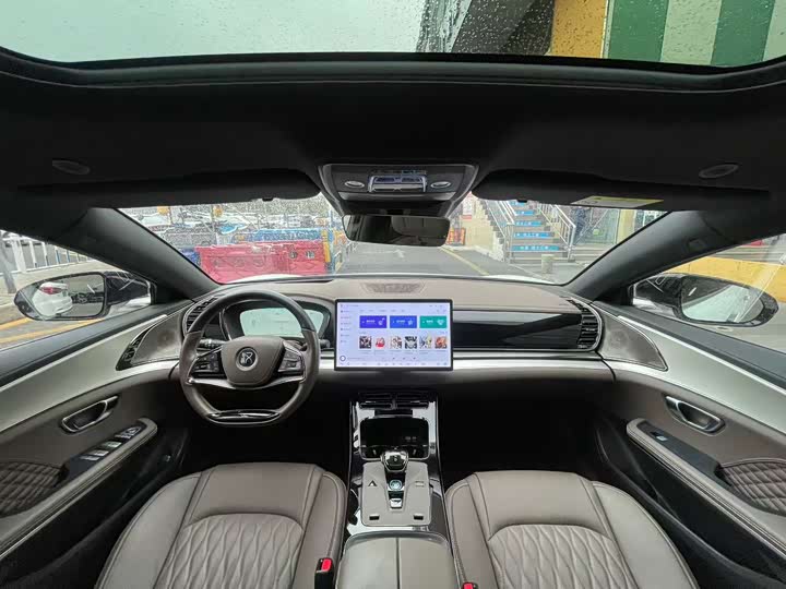 Фото 6 - BYD Han