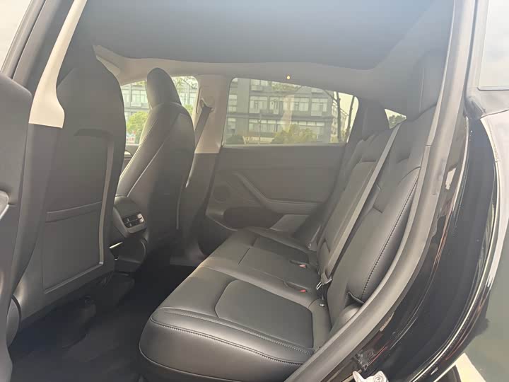 Фото 7 - Tesla Model Y