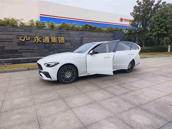 Фото 7 - Mercedes-Benz C-Class