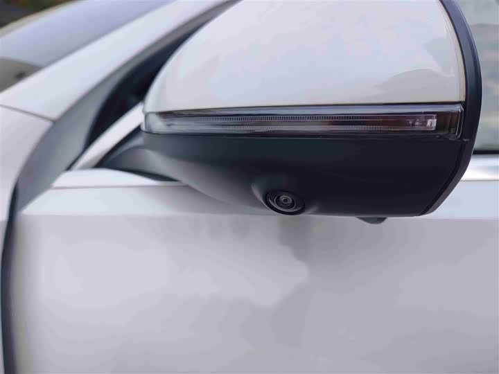 Фото 9 - Mercedes-Benz C-Class