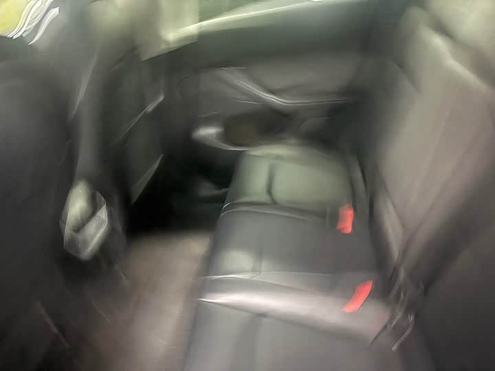 Фото 9 - Tesla Model Y