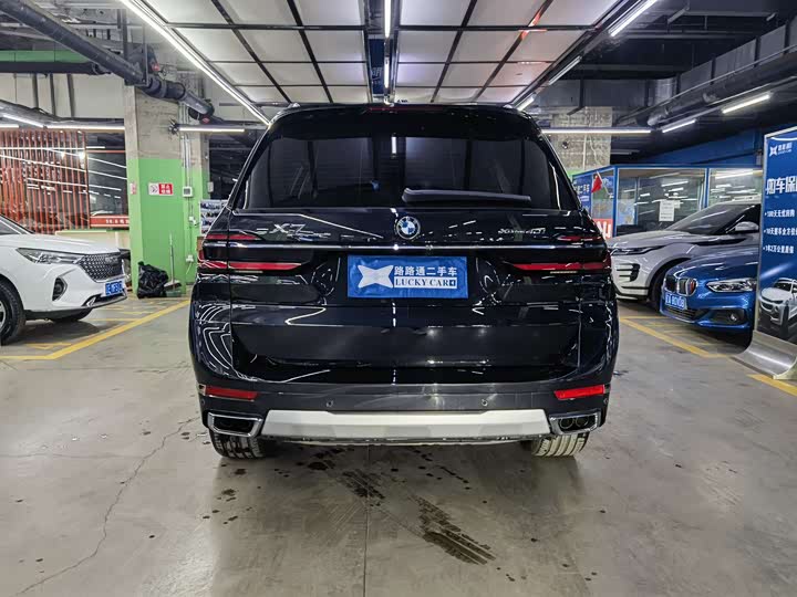 Фото 5 - BMW X7